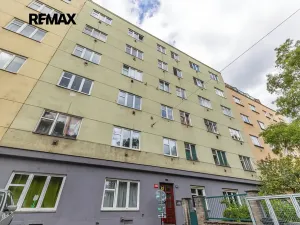 Pronájem bytu 2+kk, Praha - Žižkov, Jičínská, 42 m2