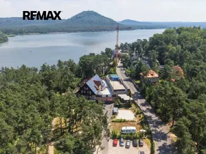 Prodej komerční nemovitosti, Doksy, 1850 m2