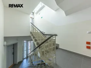 Prodej bytu 2+kk, Praha - Žižkov, Lucemburská, 80 m2