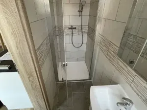 Pronájem bytu 2+1, Praha, Bořivojova, 7042 m2
