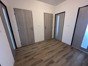 Pronájem bytu 3+1, Praha - Hostivař, Švehlova, 81 m2