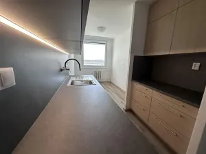 Pronájem bytu 3+1, Praha - Hostivař, Švehlova, 81 m2