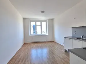 Pronájem bytu 2+kk, Praha - Holešovice, Malá Plynární, 51 m2