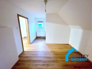 Pronájem bytu 2+1, Děčín, Štursova, 65 m2