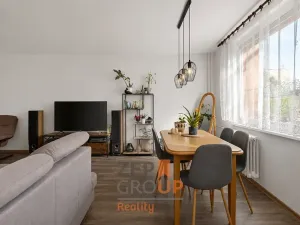 Prodej bytu 3+1, Litomyšl, Komenského nám., 82 m2
