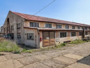 Dražba skladu, Kadaň, 11945 m2