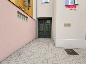 Pronájem skladu, Chomutov, Vršovců, 80 m2