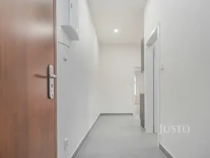 Pronájem bytu 1+1, Praha - Žižkov, Krásova, 32 m2