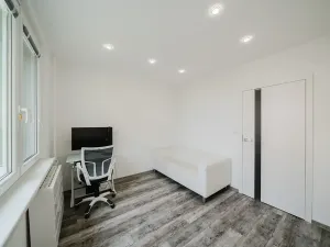 Prodej bytu 4+1, Třebíč, M. Majerové, 92 m2