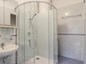 Pronájem bytu 2+kk, Praha - Žižkov, Biskupcova, 46 m2