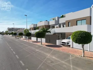 Prodej rodinného domu, San Pedro del Pinatar, Murcia, Španělsko, 69 m2