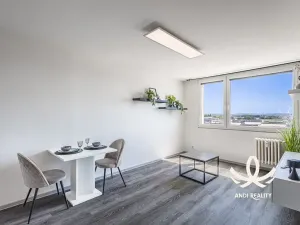 Pronájem bytu 2+kk, Mladá Boleslav, 17. listopadu, 44 m2