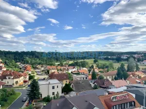 Pronájem bytu 1+kk, Praha - Hostivař, Hornoměcholupská, 30 m2