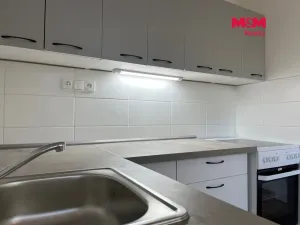 Prodej bytu 1+1, Bílina - Teplické Předměstí, Sídliště Za Chlumem, 35 m2