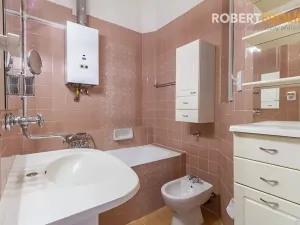 Pronájem bytu 3+1, Praha - Bubeneč, Národní obrany, 140 m2