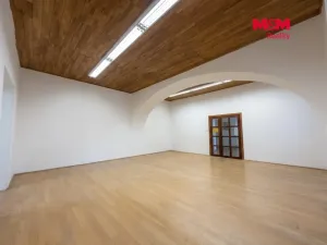 Pronájem obchodního prostoru, Bruntál, Jesenická, 73 m2