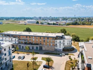 Pronájem bytu 3+kk, Pardubice - Ohrazenice, U Sportovní školy, 86 m2