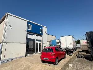 Pronájem výrobních prostor, Praha - Uhříněves, Přátelství, 1256 m2
