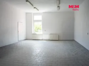 Pronájem kanceláře, Krnov - Pod Cvilínem, Chářovská, 348 m2
