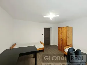 Pronájem bytu 2+1, Jihlava, Ladova, 61 m2