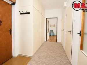 Pronájem bytu 2+1, Praha - Malešice, Lipecká, 52 m2