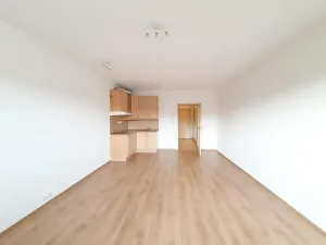 Pronájem bytu 1+kk, Praha - Hostivař, Athénská, 35 m2