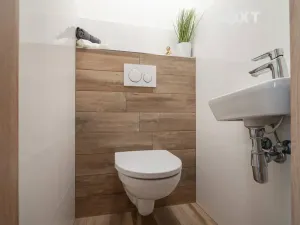 Prodej bytu 4+1, Český Krumlov, Špičák, 68 m2