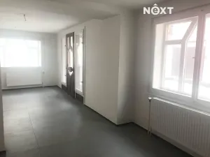 Pronájem obchodního prostoru, Jindřichův Hradec, Školní, 40 m2