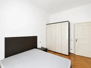 Pronájem bytu 2+kk, Praha - Nové Město, Hálkova, 49 m2