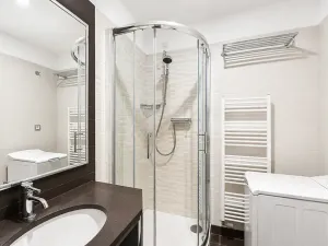 Pronájem bytu 2+kk, Praha - Nové Město, Hálkova, 49 m2
