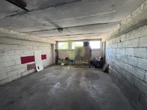 Prodej garážového stání, Plzeň, Tomanova, 12 m2
