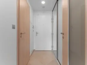Pronájem bytu 1+kk, Praha - Vysočany, Bassova, 28 m2