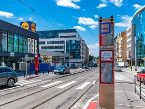 Pronájem bytu 1+kk, Praha - Vysočany, Bassova, 28 m2