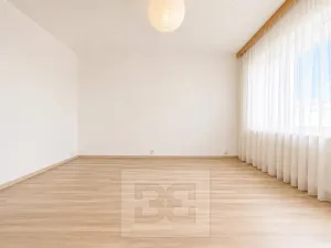 Pronájem bytu 3+1, Brno, Bzenecká, 70 m2