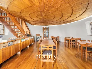 Prodej restaurace, Lesná, 450 m2