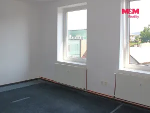 Pronájem kanceláře, Nová Paka, Komenského, 19 m2