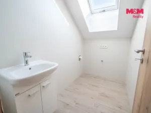 Pronájem rodinného domu, Poděbrady - Poděbrady V, Vrchlického, 199 m2