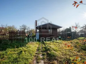Pronájem chaty, Hradec Králové, Červený Dvůr, 25 m2