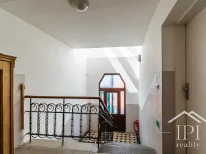 Pronájem bytu 2+kk, Praha - Smíchov, Preslova, 113 m2