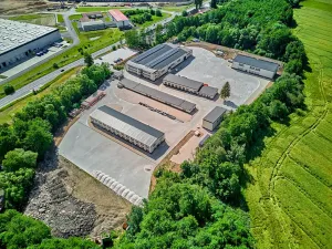 Pronájem skladu, Ostrov, 130 m2