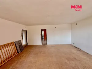 Prodej bytu 5+1, Hrušovany nad Jevišovkou, Na Hrádku, 172 m2