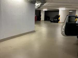 Pronájem garážového stání, Praha - Hostivař, Athénská, 20 m2