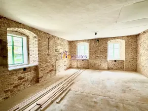 Prodej rodinného domu, Tuhaň, 700 m2