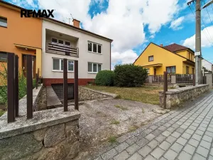 Prodej rodinného domu, Hrušovany u Brna, Vodní, 190 m2