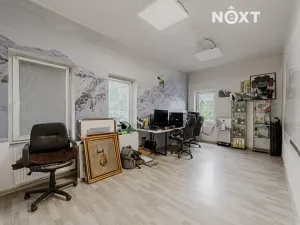 Pronájem obchodního prostoru, Karviná, tř. Těreškovové, 142 m2