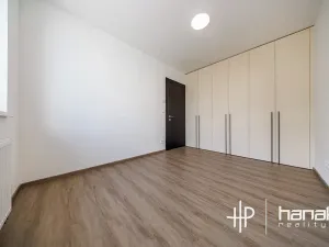 Pronájem bytu 2+kk, Olomouc, Třída Jiřího Pelikána, 71 m2