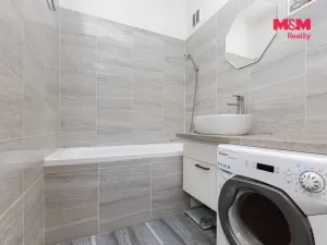 Prodej bytu 2+kk, Seč, Sídl. 9. května, 43 m2