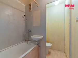 Prodej bytu 1+1, Sokolov, Slavíčkova, 37 m2