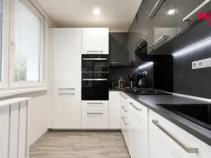 Prodej bytu 3+1, Ostrava, Břenkova, 73 m2