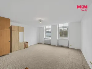 Prodej bytu 3+1, Jaroměř - Pražské Předměstí, Husova, 124 m2